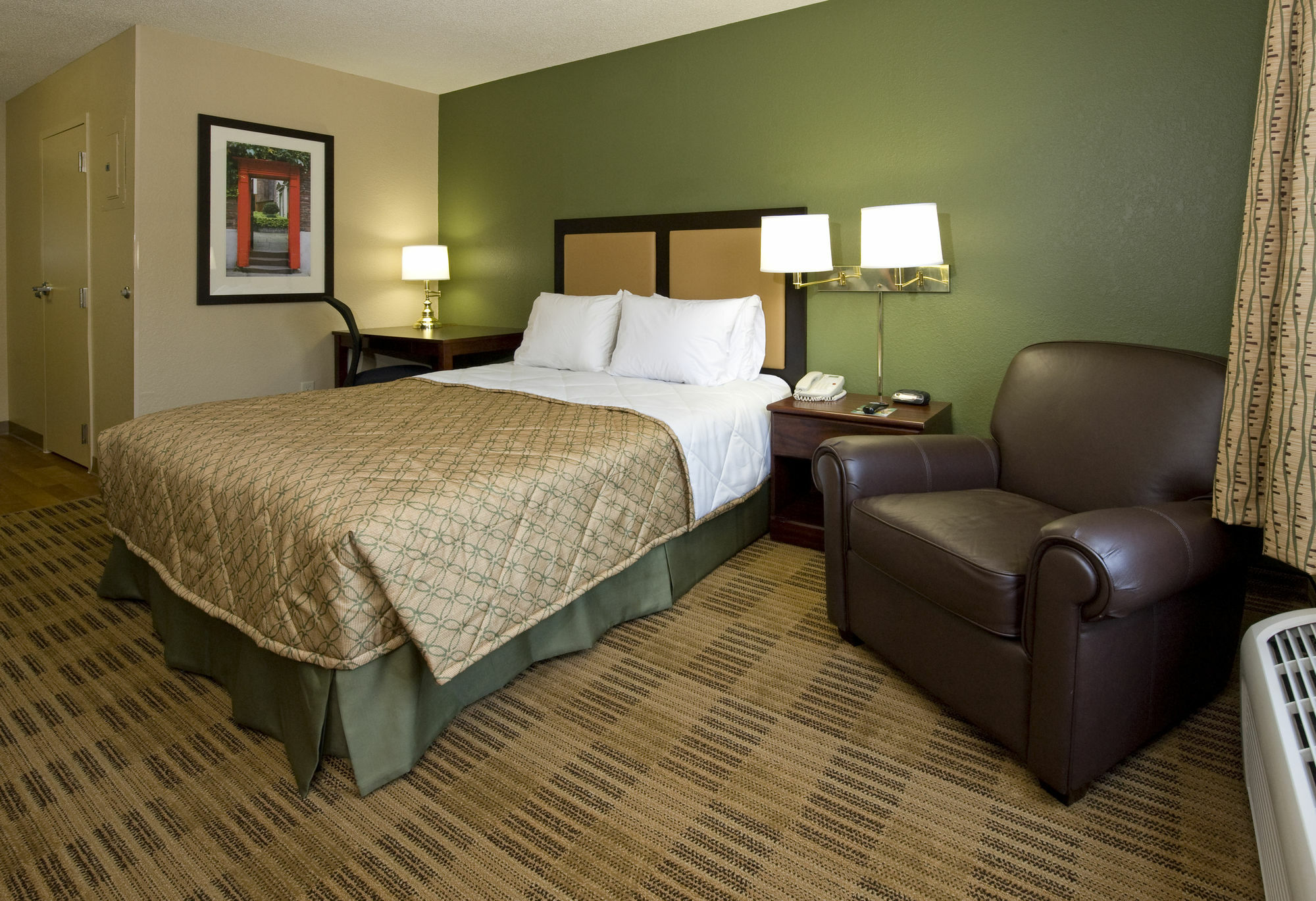 เอ็กซ์เทนด์ สเตย์ อเมริกา - วอชิงตันดีซี - อเล็กซานเดรีย ไอเซนฮาวร์ อเวนิว Hotel ภายนอก รูปภาพ